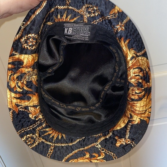 KBEthos Black Satin Gold Chain Rope Design Bucket Hat OS - Picture 6 of 15